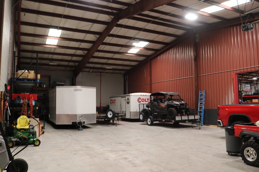 More Photos Of 3065 S West Temple, Salt Lake City Warehouse For Sale