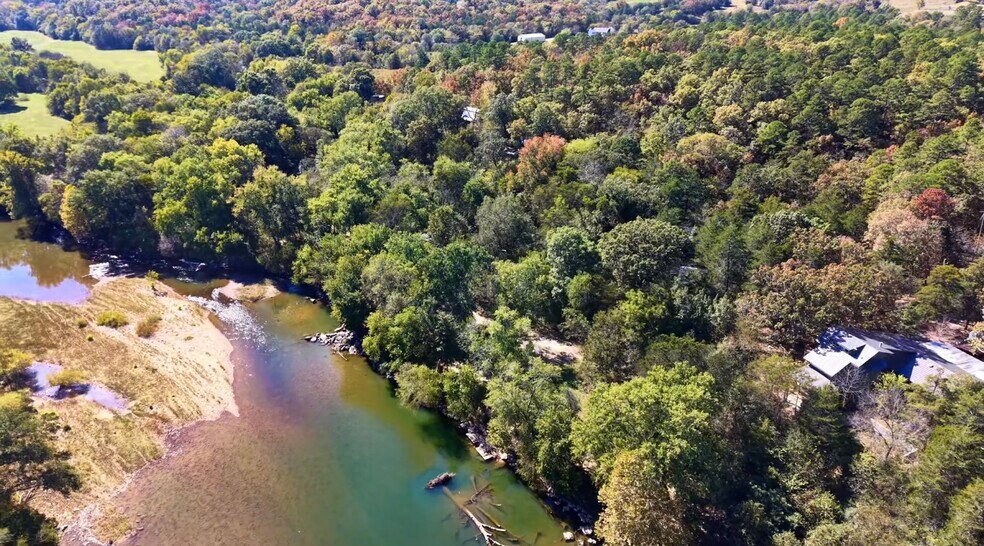 More Photos Of 122 Ouachita River Haven Rd, Pencil Bluff Hotel For Sale