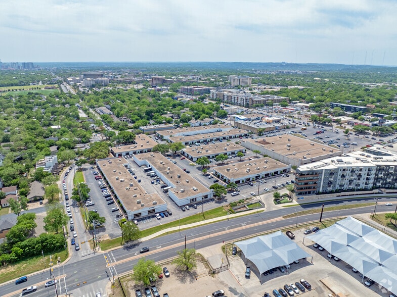 More Photos Of 5555 N Lamar Blvd, Austin Unknown For Lease