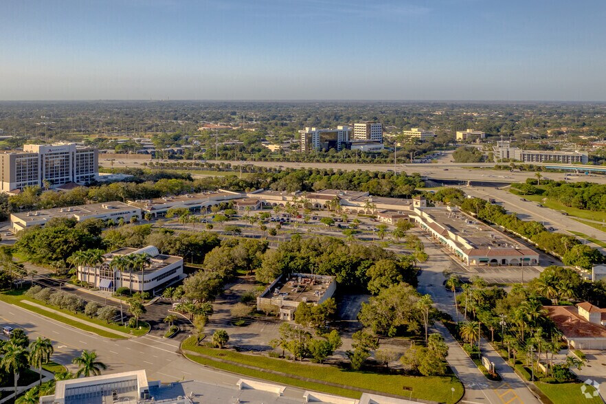 More Photos Of 4050 Pga Blvd, Palm Beach Gardens Restaurant For Lease