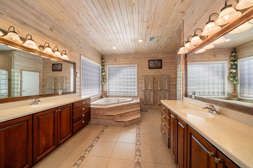 More Photos Of 7650 N Whippoorwill Ter, Hernando Horse Stables For Sale