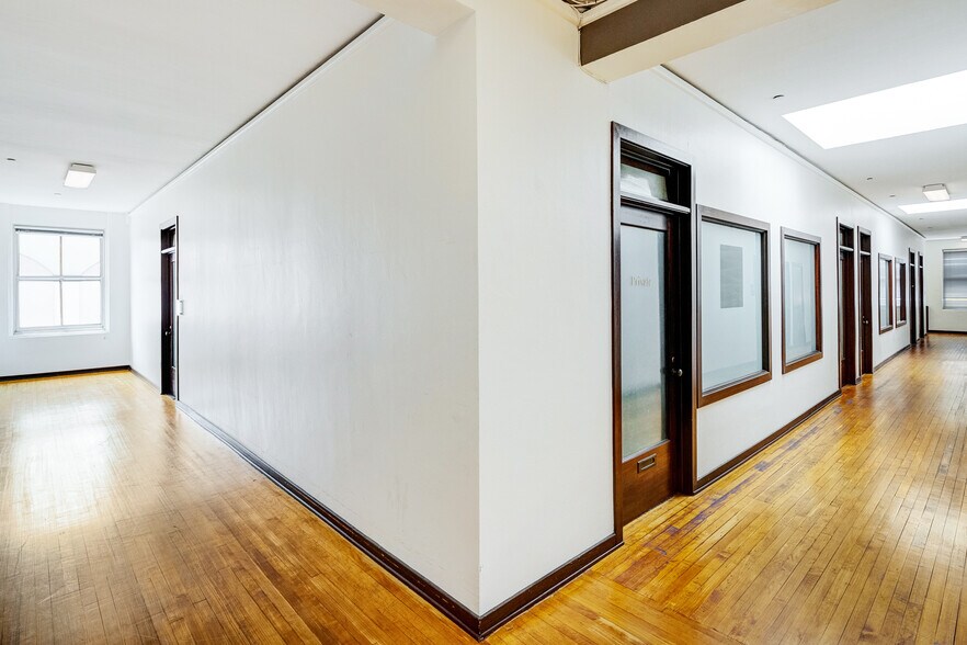 More Photos Of 200-208 N Broadway, Santa Ana General Retail For Sale