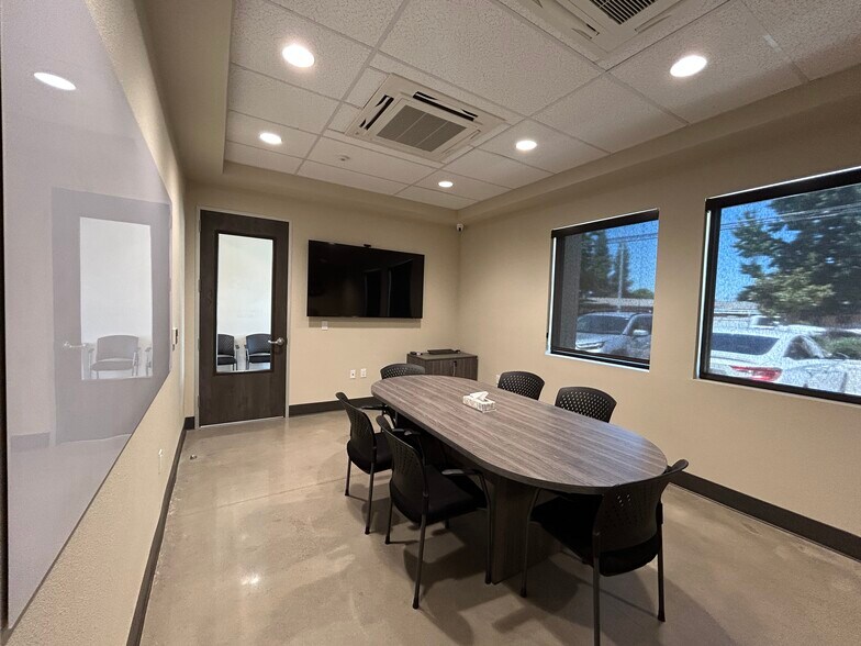 More Photos Of 1145 E Dinuba Ave, Reedley Office For Lease