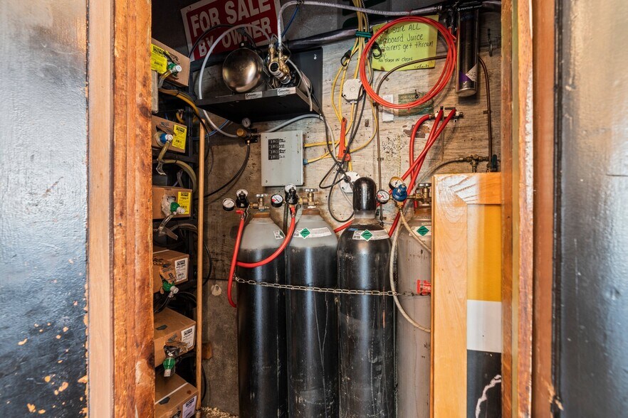 More Photos Of 814 S White Horse Pike, Somerdale Restaurant For Sale