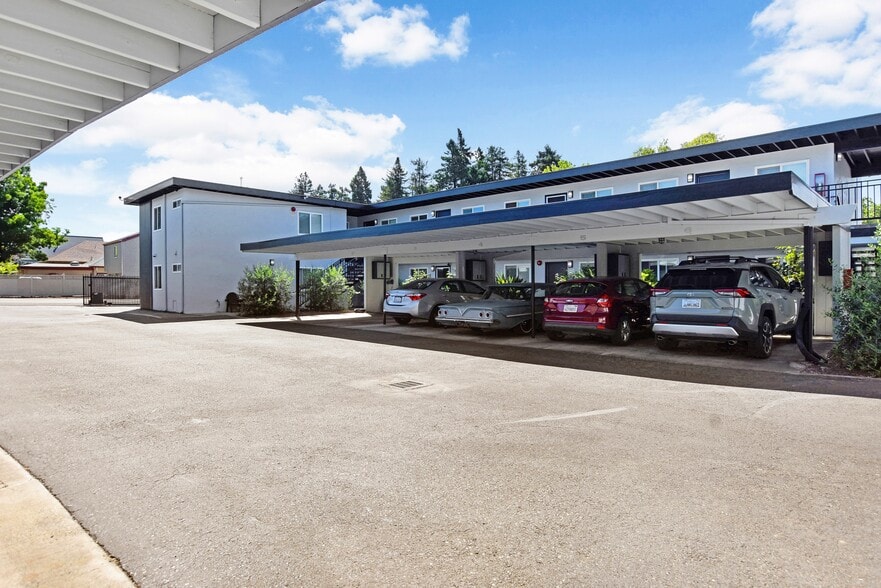 More Photos Of 433 Sonoma Ave, Santa Rosa Apartments For Sale