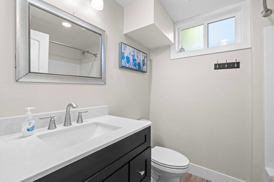 More Photos Of 207 Main St, Rexburg Office For Sale
