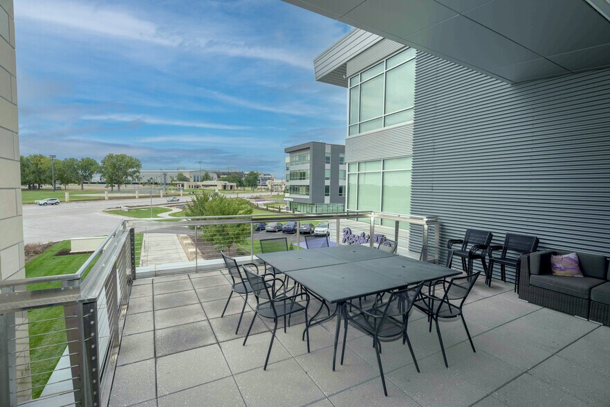 More Photos Of 1880 Kimball Ave, Manhattan Office For Lease