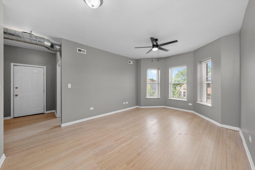 More Photos Of 7127 S Normal Blvd, Chicago Apartments For Sale