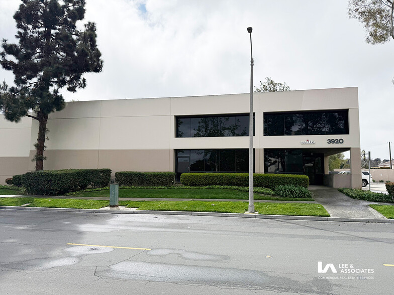 More Photos Of 3920 Gilman St, Long Beach Warehouse For Lease