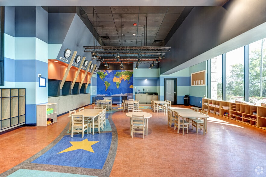 More Photos Of 6025 Highway 6 N, Houston General Retail For Sale