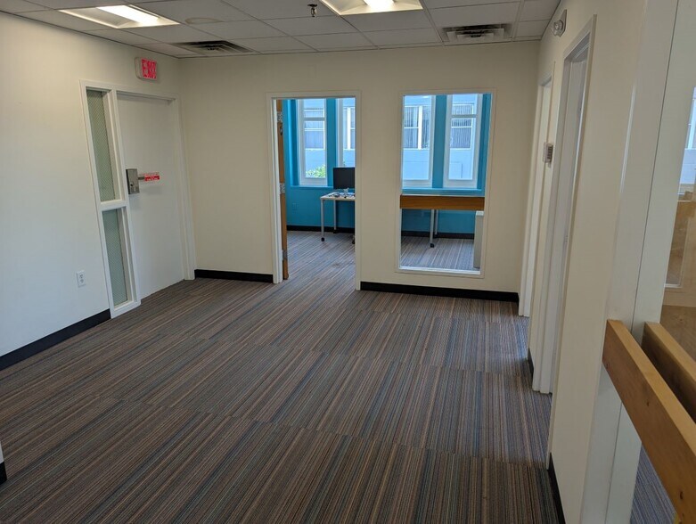 More Photos Of 552 Massachusetts Ave, Cambridge Office For Lease