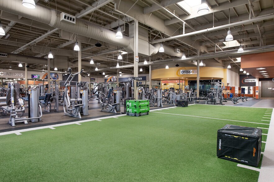 More Photos Of 1610 Crane Ct, San Jose Freestanding For Lease