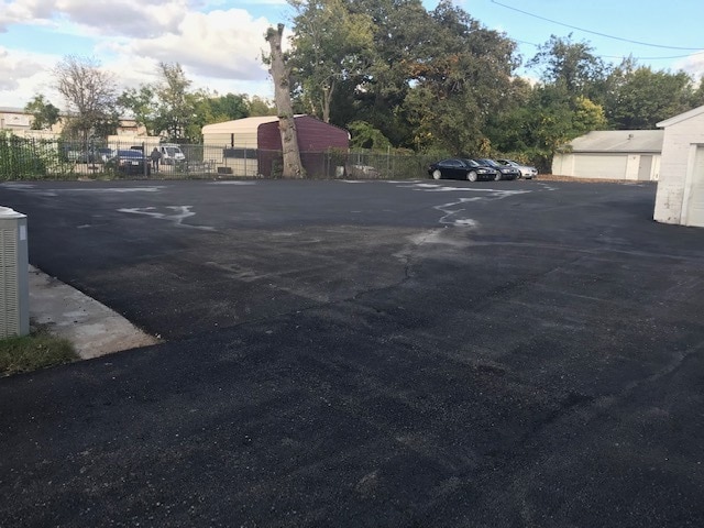 More Photos Of 11448 Reeder Rd, Dallas Light Distribution For Sale