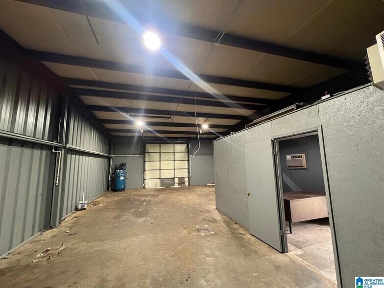 More Photos Of 102 Pine Ave, Hueytown Industrial For Sale