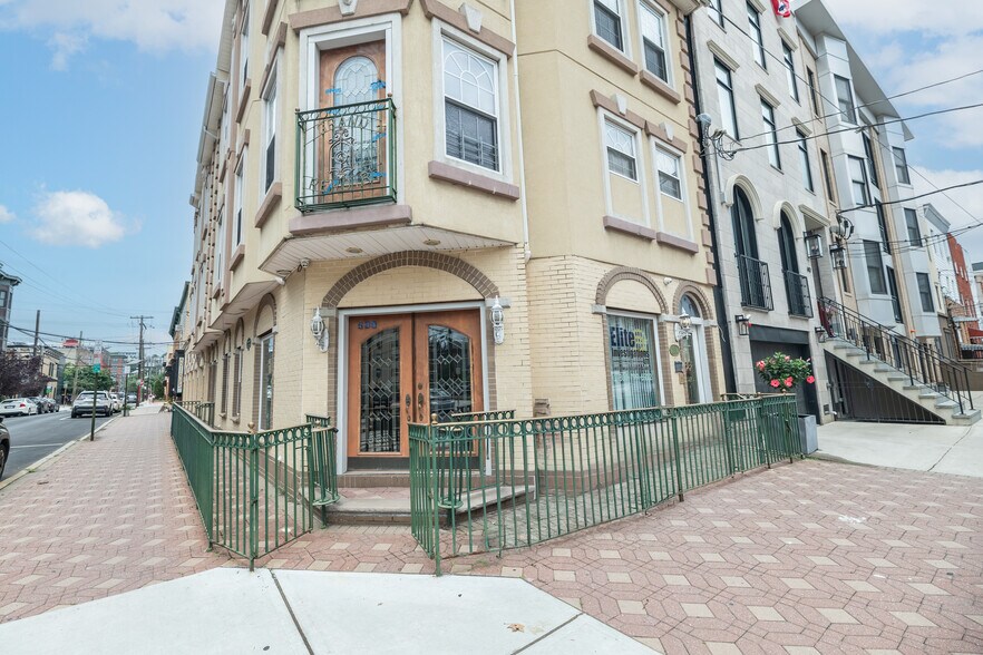 More Photos Of 600 Grand St, Hoboken Office Residential For Sale