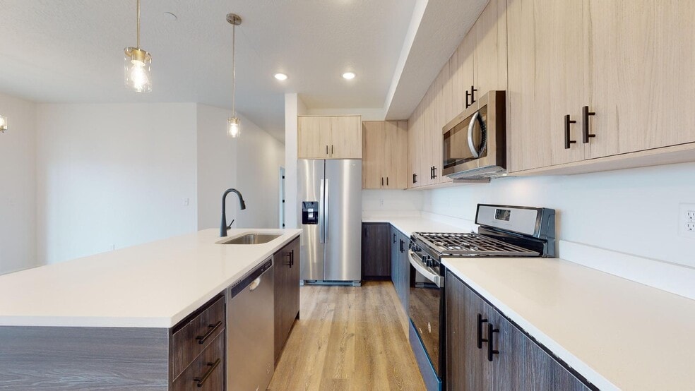 More Photos Of 1218 S Sawmill Blvd, Heber City Apartments For Sale