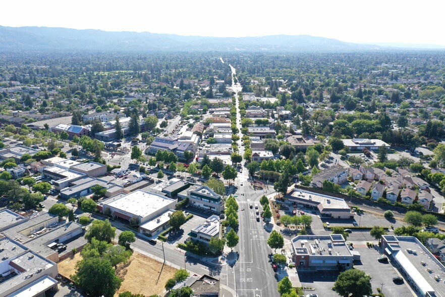 More Photos Of 476 E Campbell Ave, Campbell Unknown For Lease