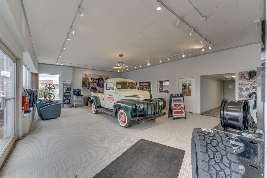 More Photos Of 426 E Main St, Trinidad Auto Dealership For Sale