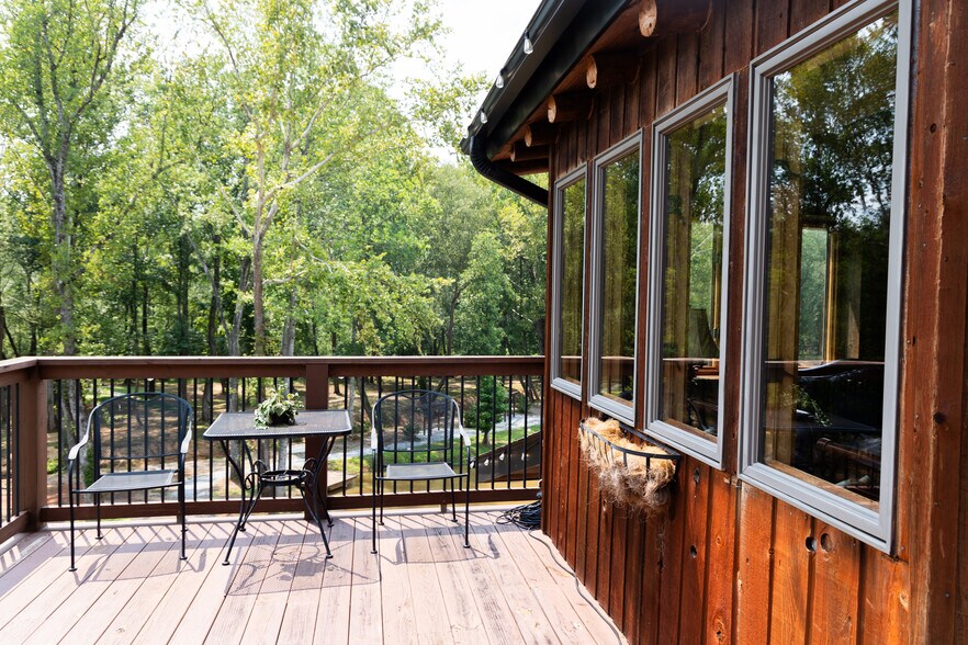 More Photos Of 552 Old Mill Rd, Campobello Lodge Meeting Hall For Sale