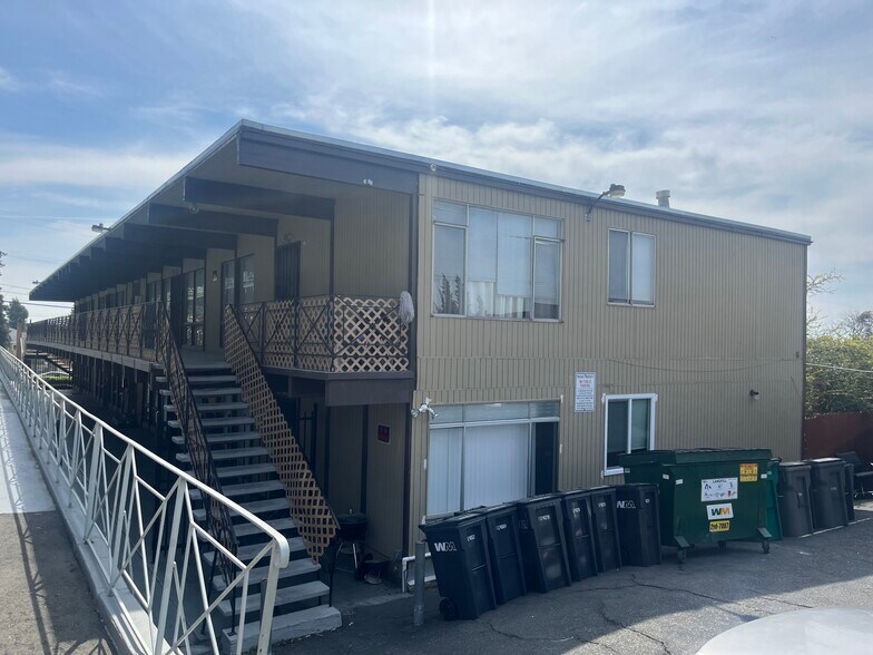 More Photos Of 3585 66th Ave, Oakland Apartments For Sale