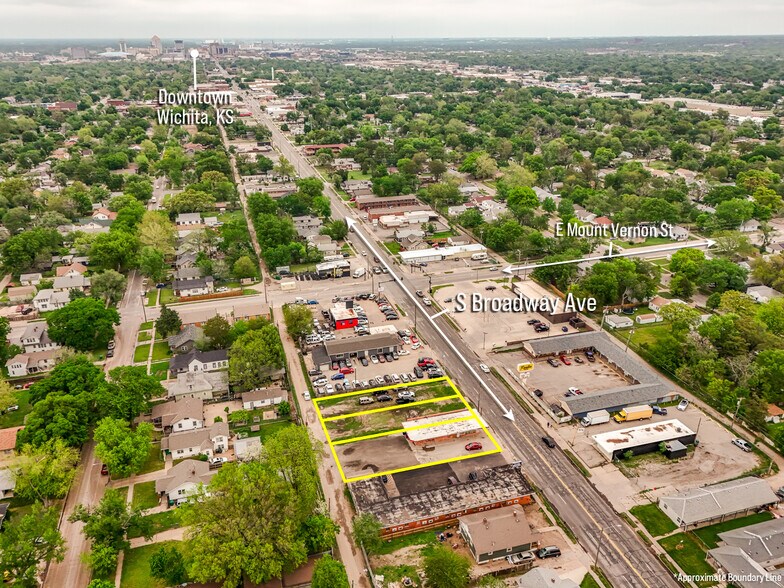 More Photos Of 2033 S Broadway St, Wichita Bar For Sale