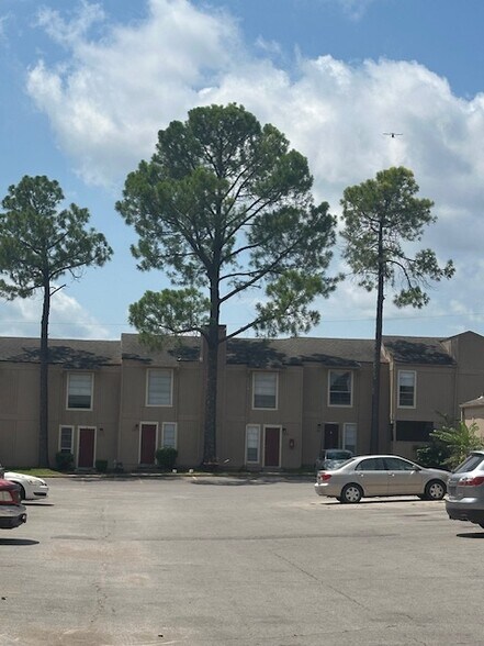 More Photos Of 1301-1379 E 63rd St, Tulsa Apartments For Sale