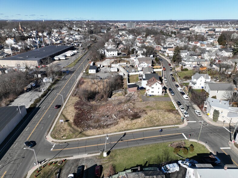 More Photos Of 11 Knapp St, Norwalk Land For Sale