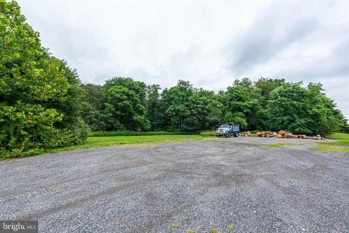 More Photos Of 19220 York Rd, Parkton Freestanding For Sale