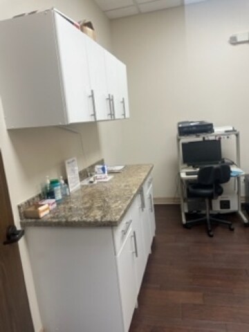 More Photos Of 462 S Mason Rd, Katy Medical For Lease