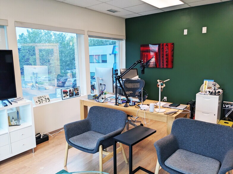 More Photos Of 3204-3224 Parsons Rd NW, Edmonton Medical For Lease