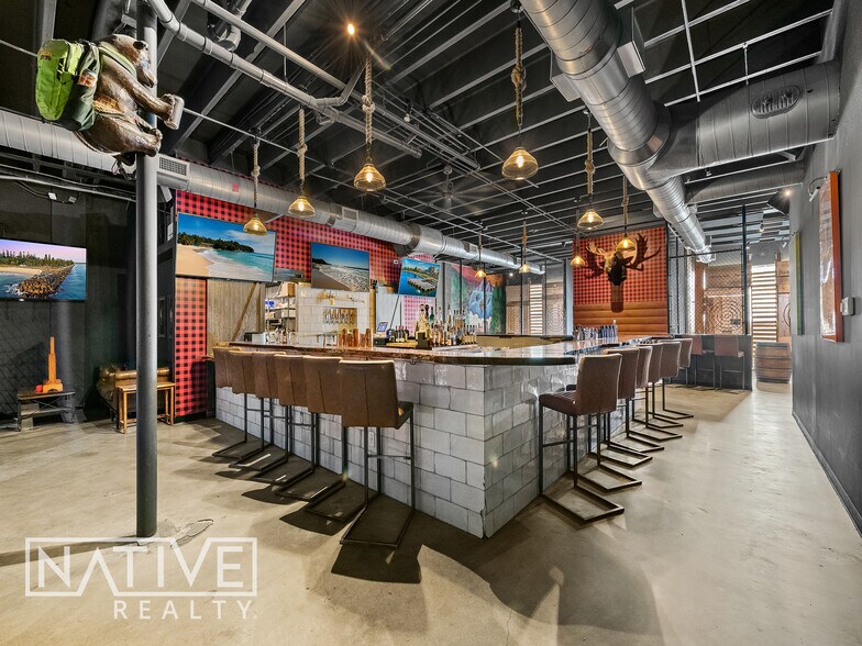 More Photos Of 702-704 NE 1st Ave, Fort Lauderdale Restaurant For Sale