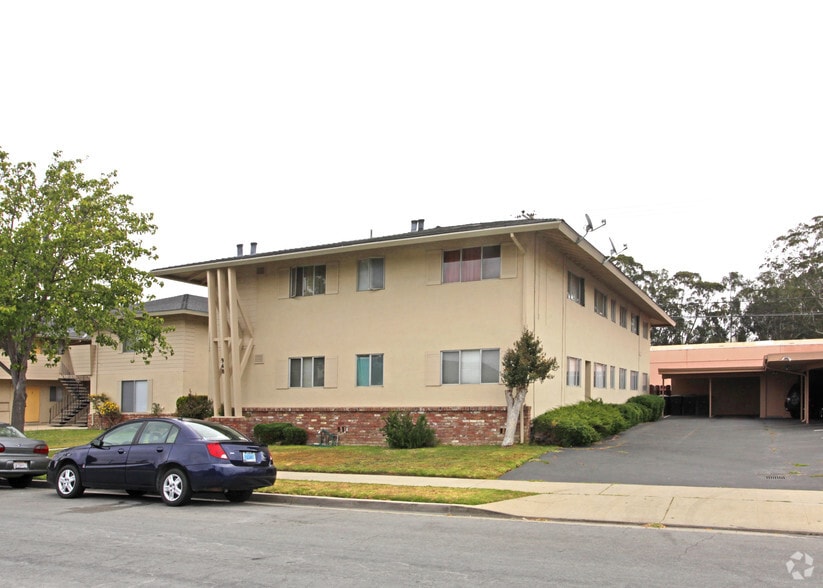 Primary Photo Of 948 Lupin Dr, Salinas Apartments For Sale