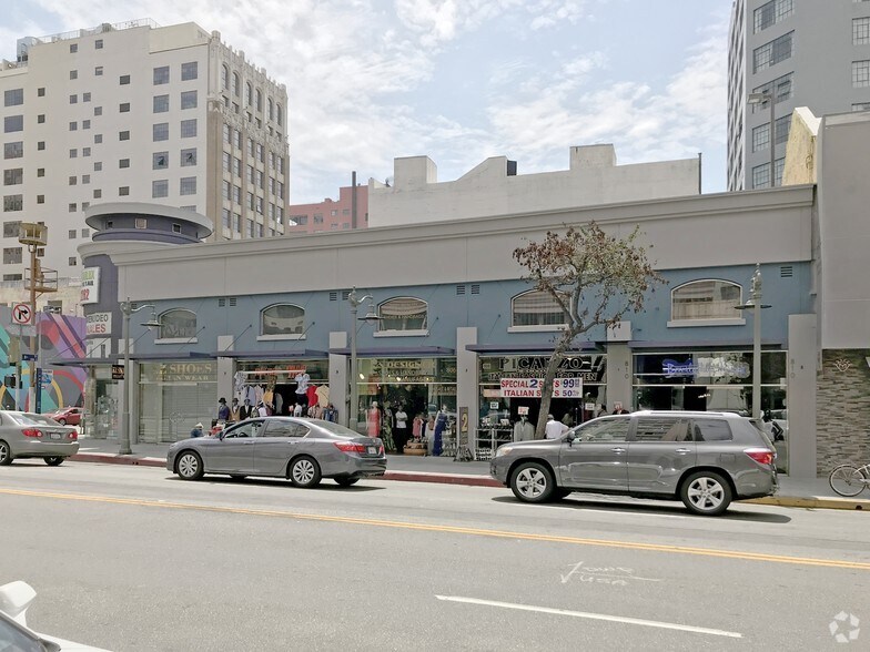 More Photos Of 800-810 S Los Angeles St, Los Angeles Freestanding For Lease