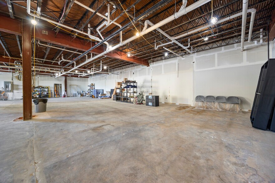 More Photos Of 419 E Market St, Sandusky Hotel For Sale