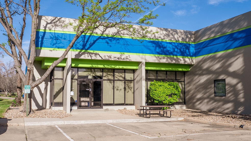 More Photos Of 385 S Pierce Ave, Louisville Manufacturing For Lease