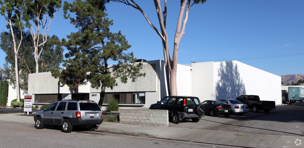 Primary Photo Of 20717 Marilla St, Chatsworth Warehouse For Lease