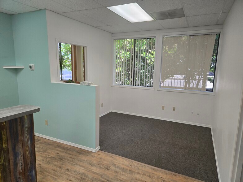 More Photos Of 1211 4th Ave E, Olympia Office For Lease