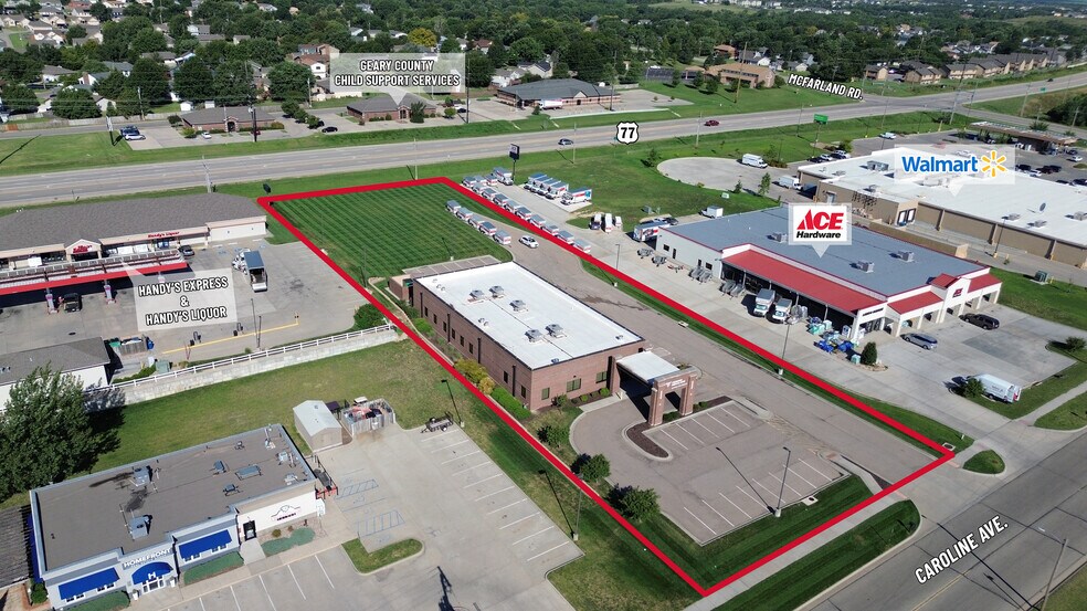 More Photos Of 702 Caroline Ave, Junction City Medical For Lease