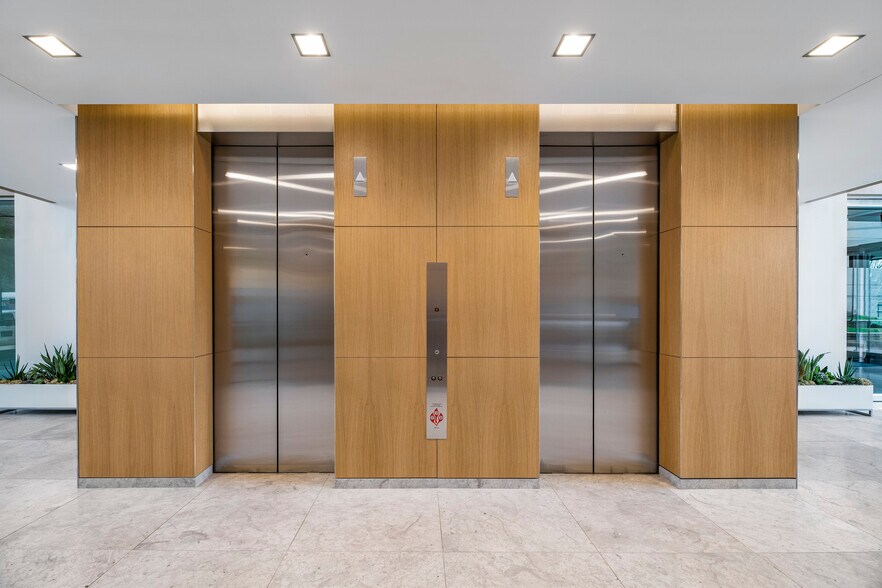More Photos Of 9442 Capital Of Texas Hwy N, Austin Office For Sale
