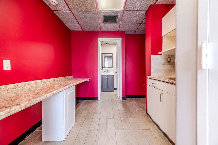 More Photos Of 1575 Hillside Ave, New Hyde Park Medical For Sale