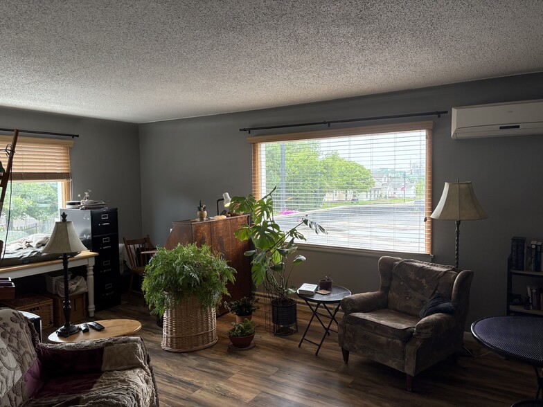 More Photos Of 1616 Cloquet Ave, Cloquet Medical For Sale