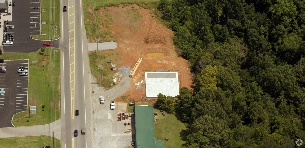 More Photos Of 2500 Highway 41A Byp, Clarksville Storefront For Sale