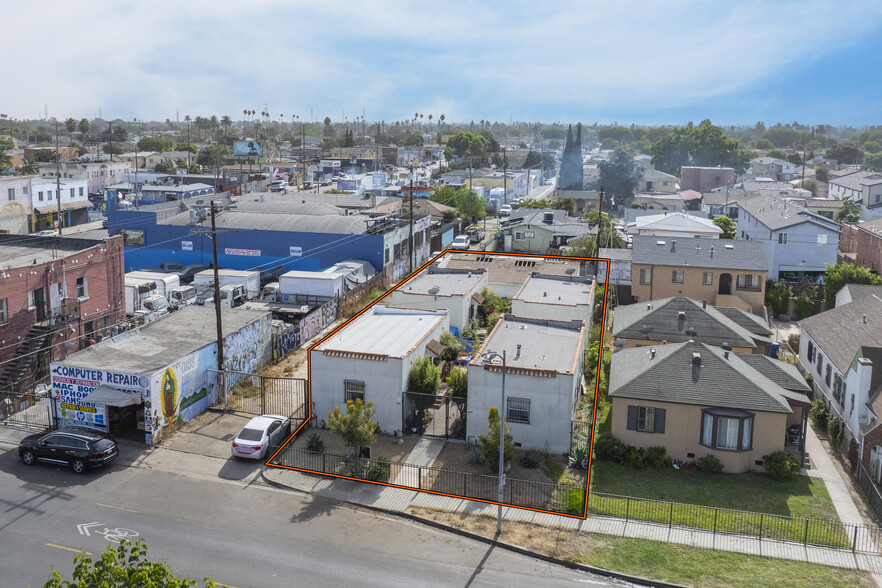 Primary Photo Of 1018 E 79th St, Los Angeles Apartments For Sale