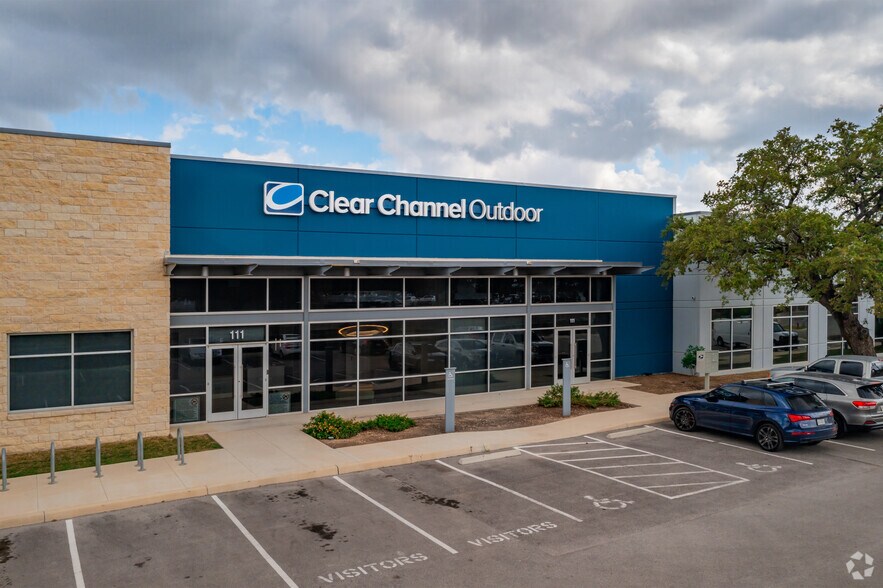 More Photos Of 4830 N Loop 1604 W, San Antonio Flex For Sale