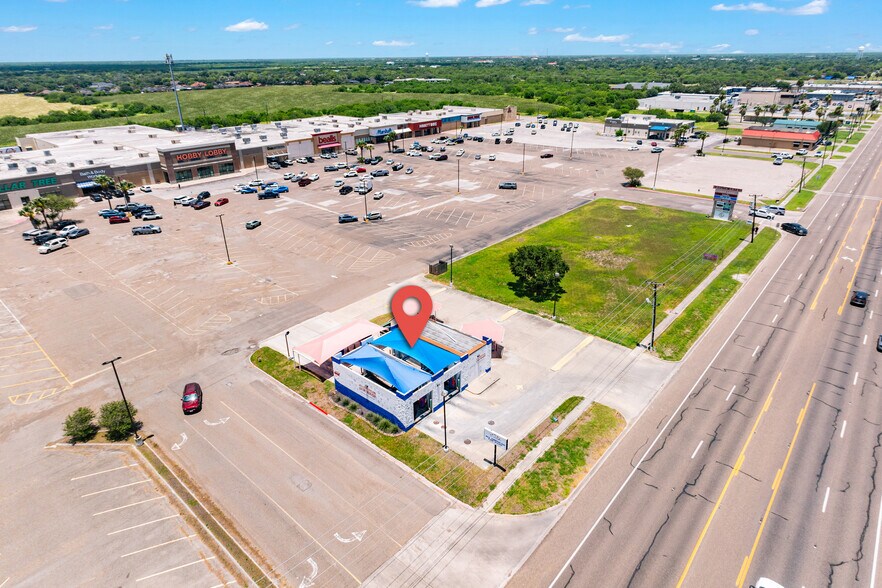 More Photos Of 2393 S Brahma Blvd, Kingsville Specialty For Sale