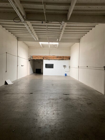 More Photos Of 14611-14635 Carmenita Rd, Norwalk Light Distribution For Lease