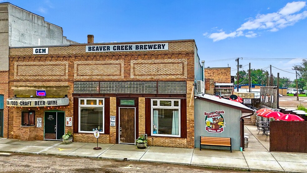 More Photos Of 104 W Orgain Ave, Wibaux Storefront For Sale