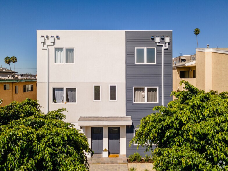 More Photos Of 635 N Harvard Blvd, Los Angeles Apartments For Sale