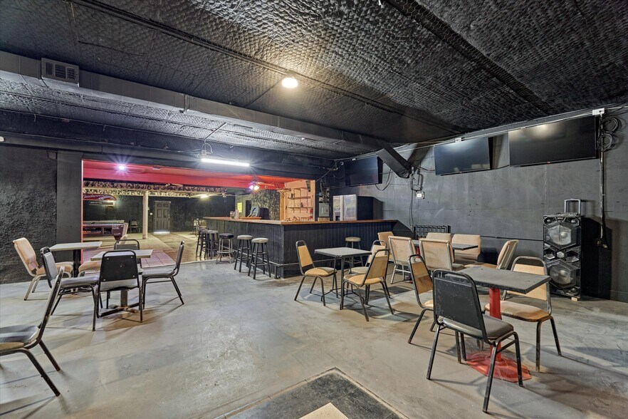 More Photos Of 10935 Aldine Westfield Rd, Houston Bar For Sale