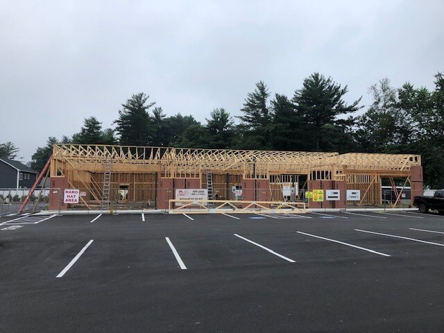 More Photos Of 212 Southampton Rd, Westfield Freestanding For Lease